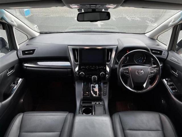 アルファードハイブリッド 4WDハイブリッドSR Cパッケージ 新品タイヤ/モデリスタエアロ/保証書/ディスプレイオーディオ+ナビ9インチ/フリップダウンモニター 純正 12.1インチ/両側電動スライドドア/シートヒーター 前席/シート 合皮 フルエアロ 4WD(4枚目)