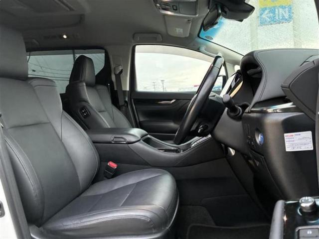 アルファードハイブリッド 4WDハイブリッドSR Cパッケージ 新品タイヤ/モデリスタエアロ/保証書/ディスプレイオーディオ+ナビ9インチ/フリップダウンモニター 純正 12.1インチ/両側電動スライドドア/シートヒーター 前席/シート 合皮 フルエアロ 4WD(5枚目)