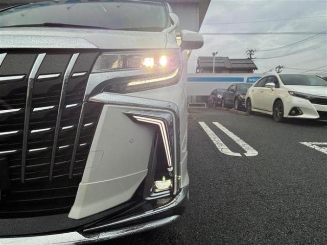 アルファードハイブリッド 4WDハイブリッドSR Cパッケージ 新品タイヤ/モデリスタエアロ/保証書/ディスプレイオーディオ+ナビ9インチ/フリップダウンモニター 純正 12.1インチ/両側電動スライドドア/シートヒーター 前席/シート 合皮 フルエアロ 4WD(21枚目)