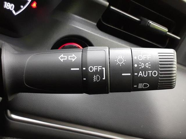 ヴェゼル ｅＨＥＶ　Ｚ　保証書／純正　ＳＤナビ／衝突安全装置／シートヒーター／全方位モニター／車線逸脱防止支援システム／シート　ハーフレザー／電動バックドア／ドライブレコーダー　前後／ヘッドランプ　ＬＥＤ／ＵＳＢジャック（15枚目）