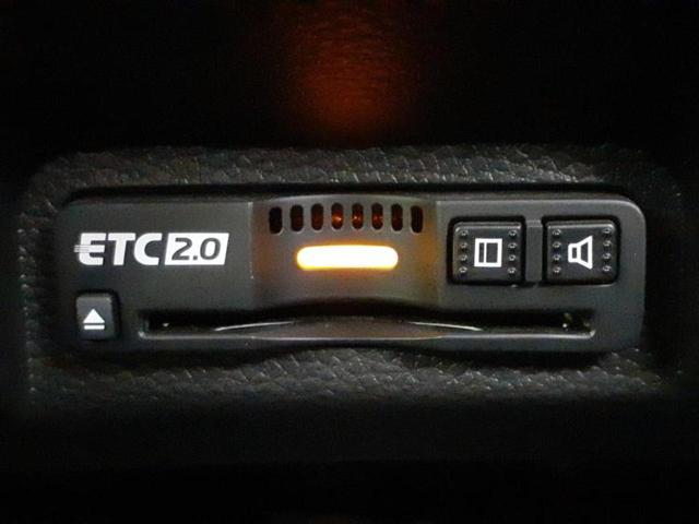 ヴェゼル ｅＨＥＶ　Ｚ　保証書／純正　ＳＤナビ／衝突安全装置／シートヒーター／全方位モニター／車線逸脱防止支援システム／シート　ハーフレザー／電動バックドア／ドライブレコーダー　前後／ヘッドランプ　ＬＥＤ／ＵＳＢジャック（18枚目）