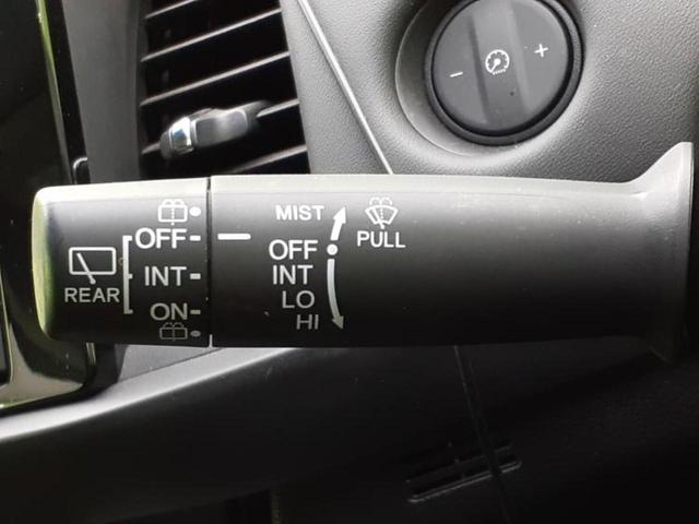 フィット ホーム 保証書/純正 SDナビ/衝突安全装置/車線逸脱防止支援システム/シート ハーフレザー/ヘッドランプ LED/Bluetooth接続/ETC/EBD付ABS/横滑り防止装置/アイドリングストップ(16枚目)