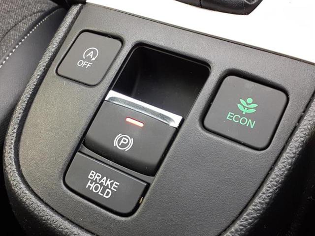 フィット ホーム 保証書/純正 SDナビ/衝突安全装置/車線逸脱防止支援システム/シート ハーフレザー/ヘッドランプ LED/Bluetooth接続/ETC/EBD付ABS/横滑り防止装置/アイドリングストップ(29枚目)