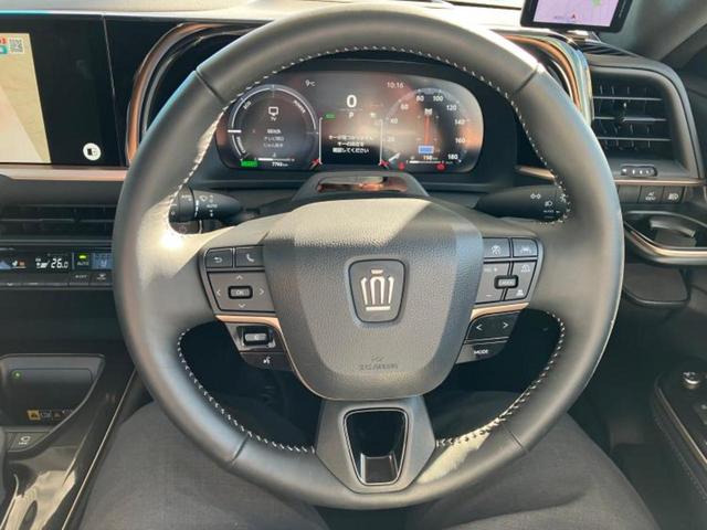 クラウンスポーツ 4WD Z ガラスルーフ/モデリスタエアロ/保証書/純正 SDナビ/デジタルインナーミラー/シートヒーター 前席/全方位モニター/車線逸脱防止支援システム/シート フルレザー/電動バックドア 革シート フルエアロ(15枚目)