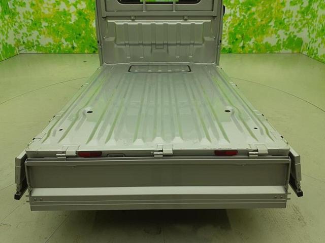 キャリイトラック 4WD KC 保証書/登録済未使用車/EBD付ABS/横滑り防止装置/禁煙車/エアバッグ 運転席/エアバッグ 助手席/パワーウインドウ/パワーステアリング/オートライト/マニュアルエアコン/取扱説明書 4WD(7枚目)