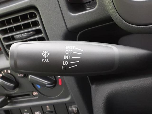 キャリイトラック 4WD KC 保証書/登録済未使用車/EBD付ABS/横滑り防止装置/禁煙車/エアバッグ 運転席/エアバッグ 助手席/パワーウインドウ/パワーステアリング/オートライト/マニュアルエアコン/取扱説明書 4WD(12枚目)