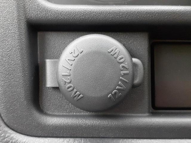 キャリイトラック 4WD KC 保証書/登録済未使用車/EBD付ABS/横滑り防止装置/禁煙車/エアバッグ 運転席/エアバッグ 助手席/パワーウインドウ/パワーステアリング/オートライト/マニュアルエアコン/取扱説明書 4WD(15枚目)