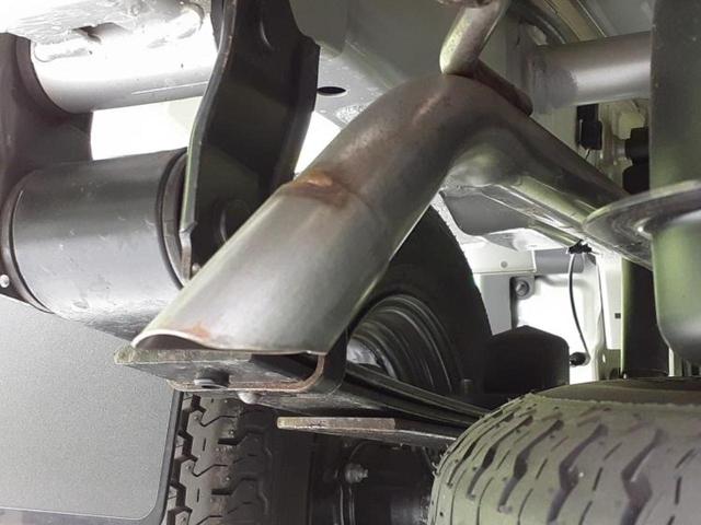 キャリイトラック 4WD KC 保証書/登録済未使用車/EBD付ABS/横滑り防止装置/禁煙車/エアバッグ 運転席/エアバッグ 助手席/パワーウインドウ/パワーステアリング/オートライト/マニュアルエアコン/取扱説明書 4WD(22枚目)