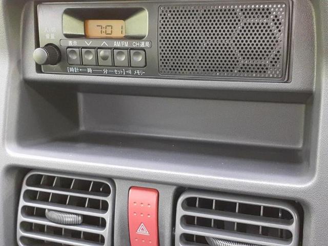 キャリイトラック 4WD KC 保証書/登録済未使用車/EBD付ABS/横滑り防止装置/禁煙車/エアバッグ 運転席/エアバッグ 助手席/パワーウインドウ/パワーステアリング/オートライト/マニュアルエアコン/取扱説明書 4WD(34枚目)