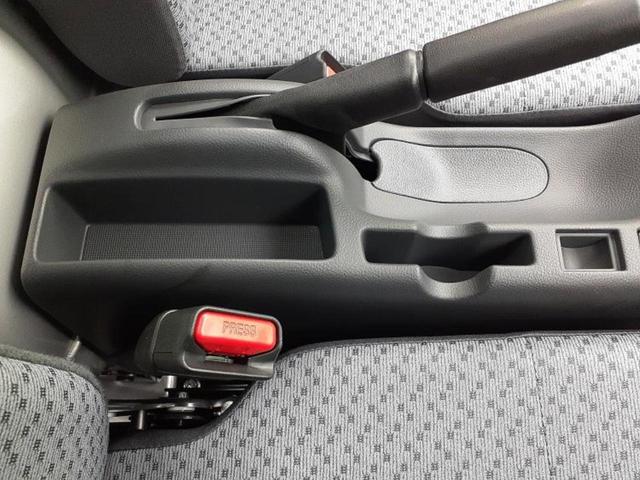 キャリイトラック 4WD KC 保証書/登録済未使用車/EBD付ABS/横滑り防止装置/禁煙車/エアバッグ 運転席/エアバッグ 助手席/パワーウインドウ/パワーステアリング/オートライト/マニュアルエアコン/取扱説明書 4WD(38枚目)