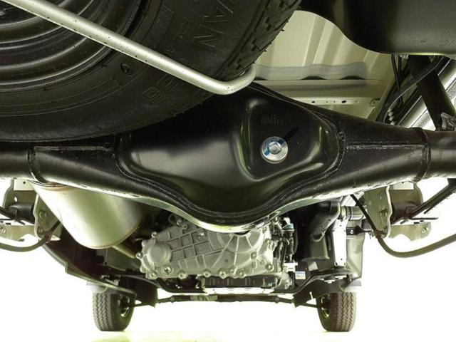 キャリイトラック 4WD KC 保証書/登録済未使用車/EBD付ABS/横滑り防止装置/禁煙車/エアバッグ 運転席/エアバッグ 助手席/パワーウインドウ/パワーステアリング/オートライト/マニュアルエアコン/取扱説明書 4WD(41枚目)