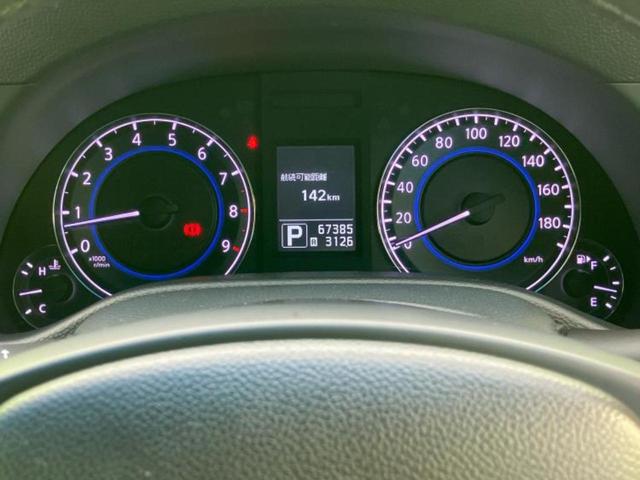 スカイライン ３７０ＧＴ　純正　ＨＤＤナビ／シート　合皮／ＥＴＣ／横滑り防止装置／バックモニター／エアバッグ　運転席／エアバッグ　助手席／ＭＴモード付き／アルミホイール　社外　１９インチ／パワーウインドウ　バックカメラ（12枚目）