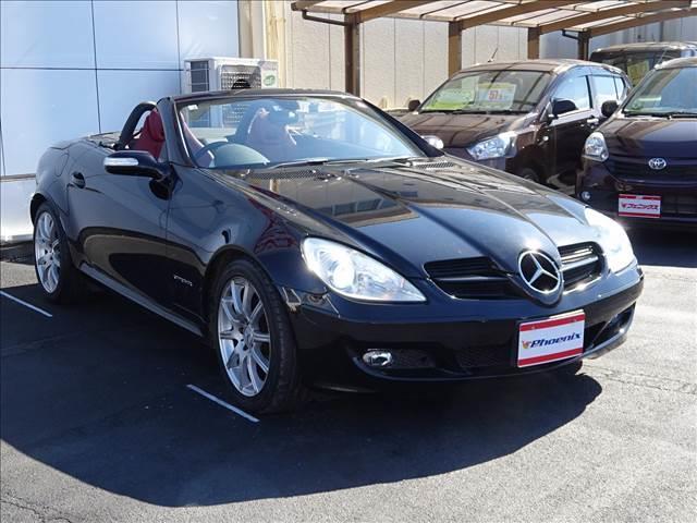 ＳＬＫ ＳＬＫ２００コンプレッサー☆電動オープン☆本革シート☆　☆電動オープン☆メーカーナビ☆本革シート☆パワーシート☆シートヒーター☆ヘッドレストヒーター☆ミラーウインカー☆キセノン＋オートライト☆パドルシフト☆フォグ☆クルコン☆６連ＣＤチェンジャー☆ＥＴＣ☆（4枚目）