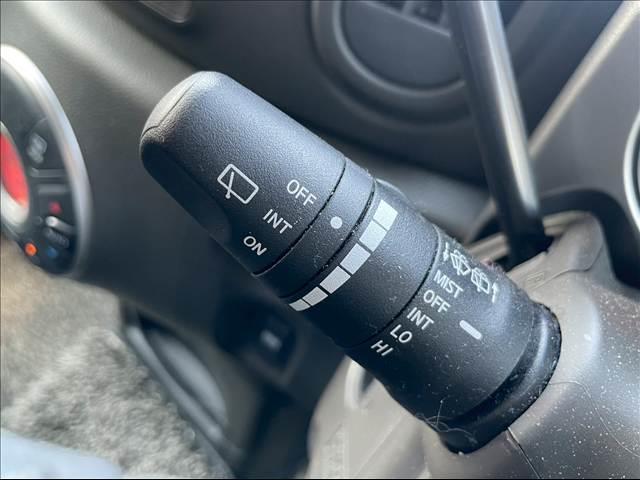 キューブ １５ＸＦＯＵＲＶセレ☆１オナ☆ナビ☆走行５．４万☆試乗ＯＫ　☆１オーナー☆４ＷＤ☆ナビ☆ＴＶ☆Ｂｌｕｅｔｏｏｔｈ☆バックカメラ☆オートライト☆電格ミラー☆スマートキー☆プッシュスタート☆ＥＴＣ☆ＥＣＯモード☆ドライブレコーダー☆走行５．４万ｋｍ☆試乗出来ます☆（12枚目）