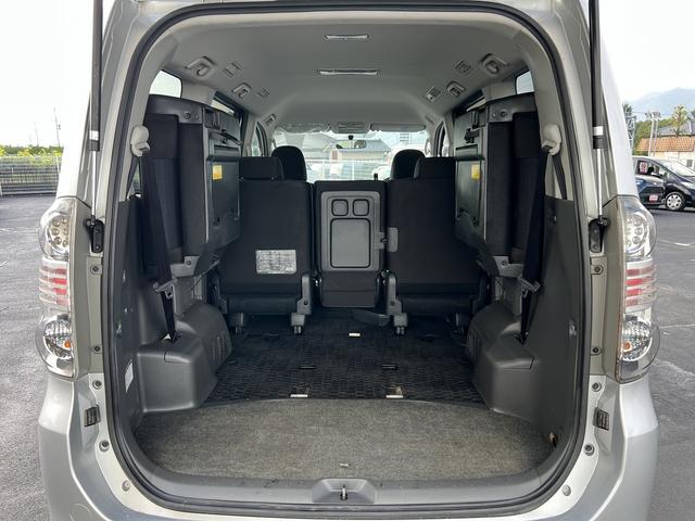 ヴォクシー Ｚ☆４ＷＤ☆ナビ☆バックカメラ☆走行５．６万☆試乗できます☆　☆４ＷＤ☆ナビ☆ＴＶ☆ミュージックサーバー☆ＣＤ／ＤＶＤ☆バックカメラ☆パワースライドドア☆ミラーウインカー☆キセノン☆フォグ☆ビルトインＥＴＣ☆純正１６インチＡＷ☆走行５．６万ｋｍ☆試乗できます☆（41枚目）