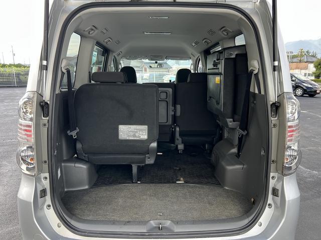 ヴォクシー Ｚ☆４ＷＤ☆ナビ☆バックカメラ☆走行５．６万☆試乗できます☆　☆４ＷＤ☆ナビ☆ＴＶ☆ミュージックサーバー☆ＣＤ／ＤＶＤ☆バックカメラ☆パワースライドドア☆ミラーウインカー☆キセノン☆フォグ☆ビルトインＥＴＣ☆純正１６インチＡＷ☆走行５．６万ｋｍ☆試乗できます☆（42枚目）