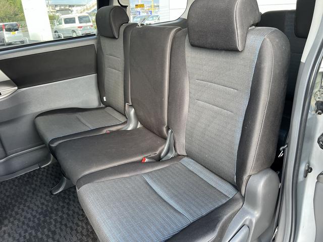 ヴォクシー Ｚ☆４ＷＤ☆ナビ☆バックカメラ☆走行５．６万☆試乗できます☆　☆４ＷＤ☆ナビ☆ＴＶ☆ミュージックサーバー☆ＣＤ／ＤＶＤ☆バックカメラ☆パワースライドドア☆ミラーウインカー☆キセノン☆フォグ☆ビルトインＥＴＣ☆純正１６インチＡＷ☆走行５．６万ｋｍ☆試乗できます☆（72枚目）