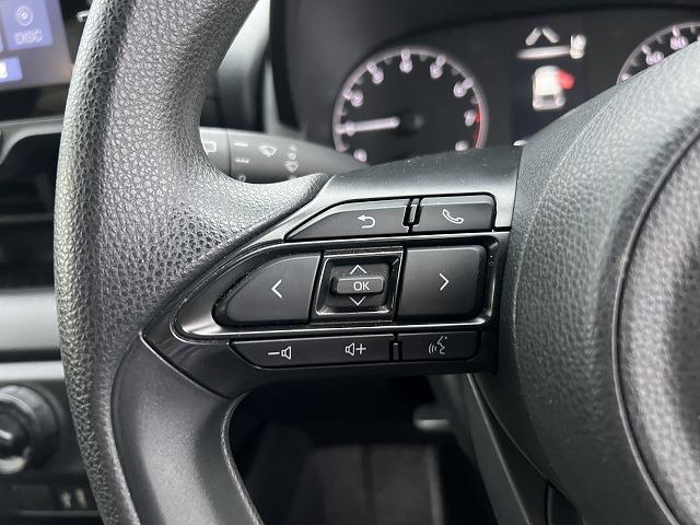 ヤリス Ｘ☆ナビ☆Ｂｌｕｅｔｏｏｔｈ☆走行５．１万☆試乗できます☆　☆ナビ☆ＣＤ／ＤＶＤ☆Ｂｌｕｅｔｏｏｔｈ☆バックカメラ☆トヨタセーフティセンス☆オートライト／ハイビーム☆クリアランスソナー☆ブラインドスポットモニター☆ビルトインＥＴＣ☆走行５．１万ｋｍ☆試乗ＯＫ☆（31枚目）