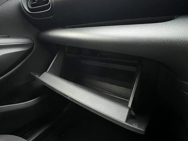 ヤリス Ｘ☆ナビ☆Ｂｌｕｅｔｏｏｔｈ☆走行５．１万☆試乗できます☆　☆ナビ☆ＣＤ／ＤＶＤ☆Ｂｌｕｅｔｏｏｔｈ☆バックカメラ☆トヨタセーフティセンス☆オートライト／ハイビーム☆クリアランスソナー☆ブラインドスポットモニター☆ビルトインＥＴＣ☆走行５．１万ｋｍ☆試乗ＯＫ☆（53枚目）