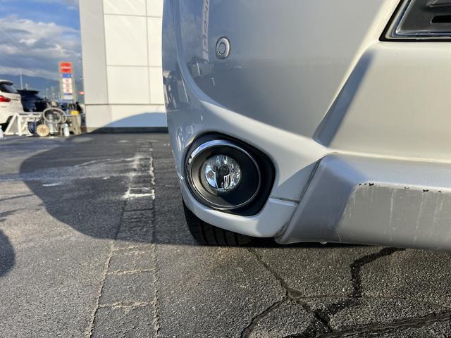 アウトランダーＰＨＥＶ Ｇプレミアムパッケージ☆４ＷＤ☆走行１．６万☆試乗できます☆　☆４ＷＤ☆ナビ☆Ｂｌｕｅｔｏｏｔｈ☆サイド／バックカメラ☆フリップダウンモニター☆レーダークルーズ☆衝突軽減ブレーキ☆キセノン＋オートライト☆前席シートヒーター☆黒革シート☆走行１．６万☆試乗ＯＫ☆（44枚目）
