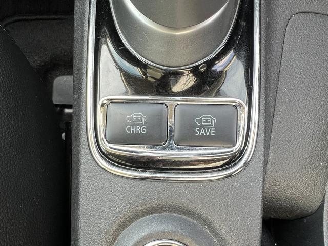 アウトランダーＰＨＥＶ Ｇプレミアムパッケージ☆４ＷＤ☆走行１．６万☆試乗できます☆　☆４ＷＤ☆ナビ☆Ｂｌｕｅｔｏｏｔｈ☆サイド／バックカメラ☆フリップダウンモニター☆レーダークルーズ☆衝突軽減ブレーキ☆キセノン＋オートライト☆前席シートヒーター☆黒革シート☆走行１．６万☆試乗ＯＫ☆（55枚目）