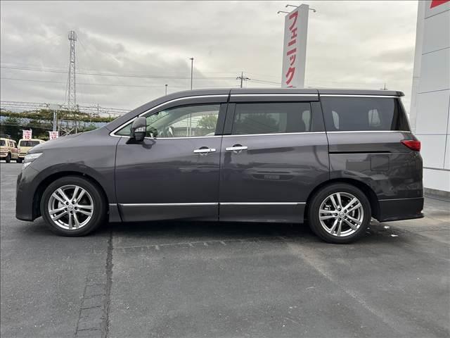 エルグランド ３５０ハイウェイスターブラックレザー☆ナビ☆走行３．９万☆　☆ナビ☆ＴＶ☆Ｂｌｕｅｔｏｏｔｈ☆両側電動ドア☆パワーバックドア☆ビルトインＥＴＣ☆黒本革シート☆前席シートヒーター／パワーシート☆オットマン☆スマートキー☆プッシュスタート☆走行３．９万☆試乗ＯＫ☆（9枚目）