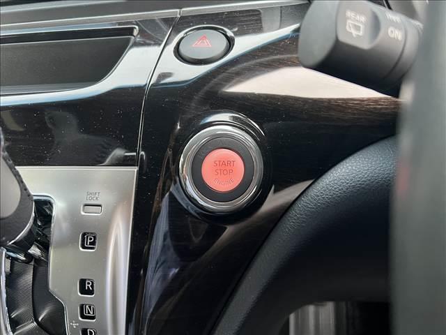 エルグランド ３５０ハイウェイスターブラックレザー☆ナビ☆走行３．９万☆　☆ナビ☆ＴＶ☆Ｂｌｕｅｔｏｏｔｈ☆両側電動ドア☆パワーバックドア☆ビルトインＥＴＣ☆黒本革シート☆前席シートヒーター／パワーシート☆オットマン☆スマートキー☆プッシュスタート☆走行３．９万☆試乗ＯＫ☆（18枚目）