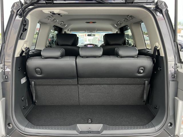 エルグランド ３５０ハイウェイスターブラックレザー☆ナビ☆走行３．９万☆　☆ナビ☆ＴＶ☆Ｂｌｕｅｔｏｏｔｈ☆両側電動ドア☆パワーバックドア☆ビルトインＥＴＣ☆黒本革シート☆前席シートヒーター／パワーシート☆オットマン☆スマートキー☆プッシュスタート☆走行３．９万☆試乗ＯＫ☆（42枚目）