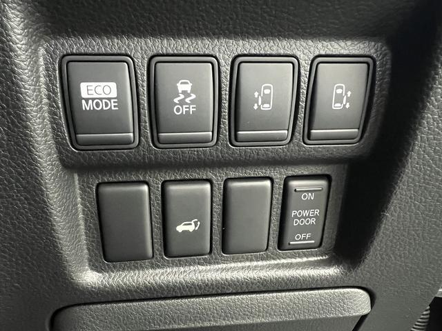 エルグランド ３５０ハイウェイスターブラックレザー☆ナビ☆走行３．９万☆　☆ナビ☆ＴＶ☆Ｂｌｕｅｔｏｏｔｈ☆両側電動ドア☆パワーバックドア☆ビルトインＥＴＣ☆黒本革シート☆前席シートヒーター／パワーシート☆オットマン☆スマートキー☆プッシュスタート☆走行３．９万☆試乗ＯＫ☆（61枚目）