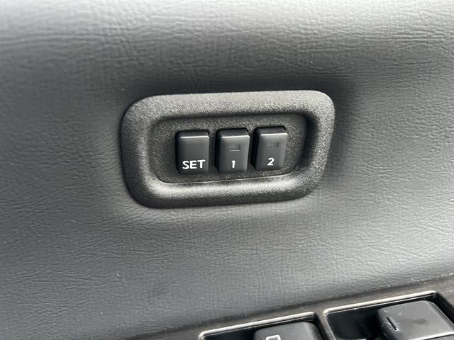 エルグランド ３５０ハイウェイスターブラックレザー☆ナビ☆走行３．９万☆　☆ナビ☆ＴＶ☆Ｂｌｕｅｔｏｏｔｈ☆両側電動ドア☆パワーバックドア☆ビルトインＥＴＣ☆黒本革シート☆前席シートヒーター／パワーシート☆オットマン☆スマートキー☆プッシュスタート☆走行３．９万☆試乗ＯＫ☆（62枚目）