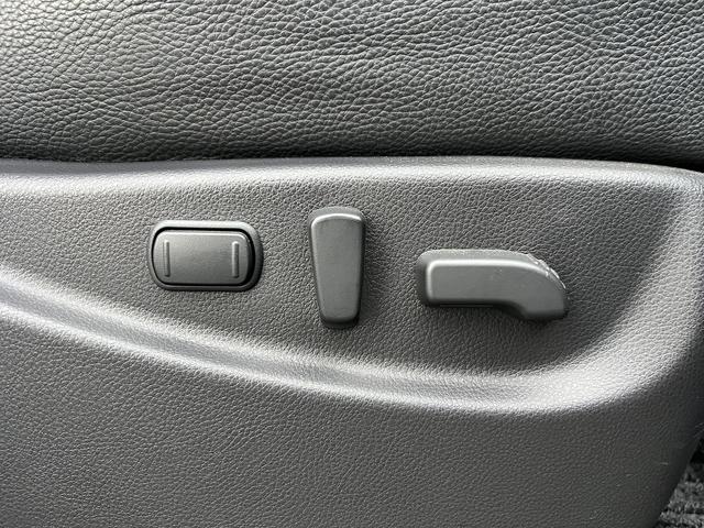 エルグランド ３５０ハイウェイスターブラックレザー☆ナビ☆走行３．９万☆　☆ナビ☆ＴＶ☆Ｂｌｕｅｔｏｏｔｈ☆両側電動ドア☆パワーバックドア☆ビルトインＥＴＣ☆黒本革シート☆前席シートヒーター／パワーシート☆オットマン☆スマートキー☆プッシュスタート☆走行３．９万☆試乗ＯＫ☆（80枚目）