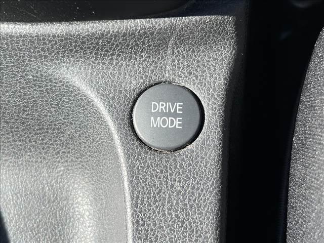 ノート ｅパワーＸ　ＦＯＵＲ☆４ＷＤ☆ナビ☆走行２．３万☆試乗ＯＫ☆　☆４ＷＤ☆ナビ☆ＴＶ☆Ｂｌｕｅｔｏｏｔｈ☆アラウンドビューモニター☆エマージェンシーブレーキ☆デジタルインナーミラー☆パーキングソナー☆スマートキー☆プッシュスタート☆ＥＴＣ☆走行２．３万☆試乗ＯＫ☆（18枚目）