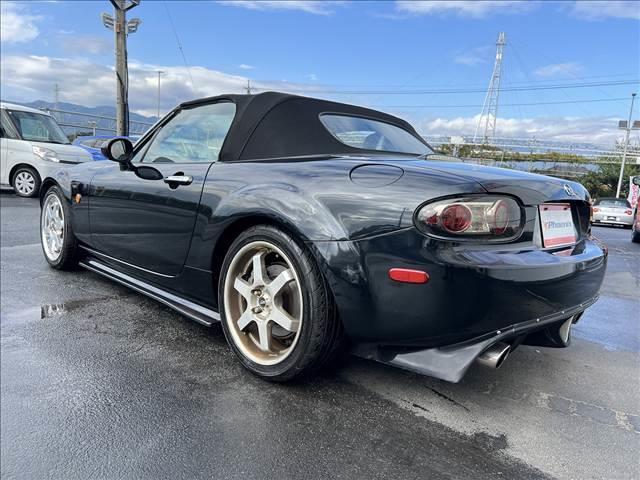 ロードスター 限定車３ｒｄジェネレーションリミテッド☆国内５００台限定☆　☆国内５００台限定車☆６速ＭＴ☆オープン☆キセノンライト☆フォグライト☆ステアリモコン☆ＥＴＣ☆本革シート☆ＴＥＩＮ車高調☆ＡｕｔｏＥｘｅマフラー☆ＪｅｔＳｔｒｅａｍフルエアロ☆ＳＡＬＩＴＡ１７ＡＷ☆（8枚目）