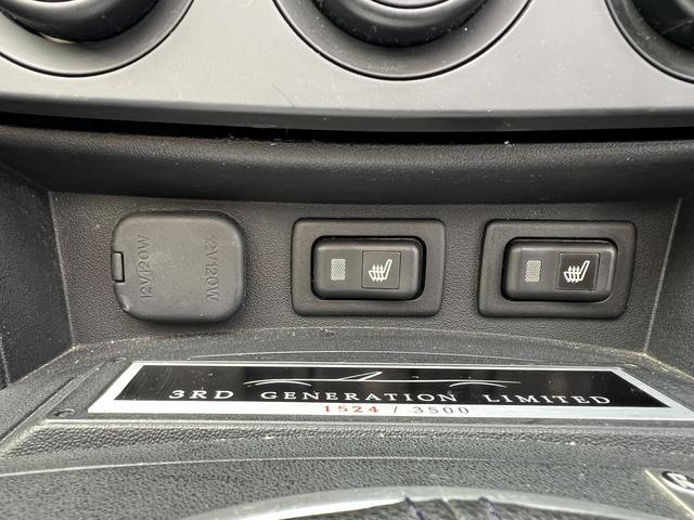 ロードスター 限定車３ｒｄジェネレーションリミテッド☆国内５００台限定☆　☆国内５００台限定車☆６速ＭＴ☆オープン☆キセノンライト☆フォグライト☆ステアリモコン☆ＥＴＣ☆本革シート☆ＴＥＩＮ車高調☆ＡｕｔｏＥｘｅマフラー☆ＪｅｔＳｔｒｅａｍフルエアロ☆ＳＡＬＩＴＡ１７ＡＷ☆（25枚目）