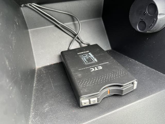 ロードスター 限定車３ｒｄジェネレーションリミテッド☆国内５００台限定☆　☆国内５００台限定車☆６速ＭＴ☆オープン☆キセノンライト☆フォグライト☆ステアリモコン☆ＥＴＣ☆本革シート☆ＴＥＩＮ車高調☆ＡｕｔｏＥｘｅマフラー☆ＪｅｔＳｔｒｅａｍフルエアロ☆ＳＡＬＩＴＡ１７ＡＷ☆（40枚目）