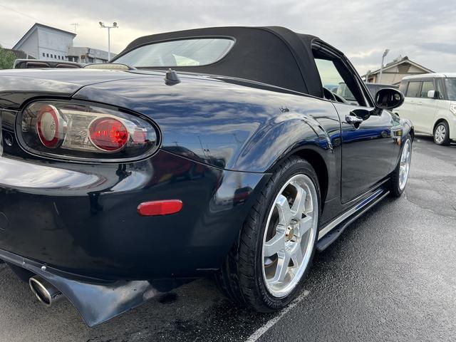 ロードスター 限定車３ｒｄジェネレーションリミテッド☆国内５００台限定☆　☆国内５００台限定車☆６速ＭＴ☆オープン☆キセノンライト☆フォグライト☆ステアリモコン☆ＥＴＣ☆本革シート☆ＴＥＩＮ車高調☆ＡｕｔｏＥｘｅマフラー☆ＪｅｔＳｔｒｅａｍフルエアロ☆ＳＡＬＩＴＡ１７ＡＷ☆（48枚目）