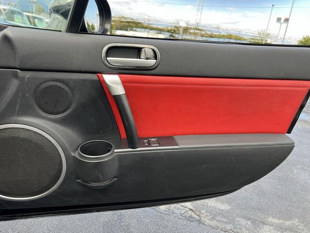 ロードスター 限定車３ｒｄジェネレーションリミテッド☆国内５００台限定☆　☆国内５００台限定車☆６速ＭＴ☆オープン☆キセノンライト☆フォグライト☆ステアリモコン☆ＥＴＣ☆本革シート☆ＴＥＩＮ車高調☆ＡｕｔｏＥｘｅマフラー☆ＪｅｔＳｔｒｅａｍフルエアロ☆ＳＡＬＩＴＡ１７ＡＷ☆（50枚目）