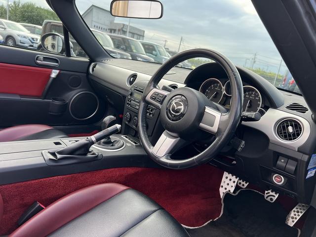 ロードスター 限定車３ｒｄジェネレーションリミテッド☆国内５００台限定☆　☆国内５００台限定車☆６速ＭＴ☆オープン☆キセノンライト☆フォグライト☆ステアリモコン☆ＥＴＣ☆本革シート☆ＴＥＩＮ車高調☆ＡｕｔｏＥｘｅマフラー☆ＪｅｔＳｔｒｅａｍフルエアロ☆ＳＡＬＩＴＡ１７ＡＷ☆（51枚目）