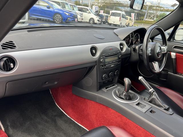 ロードスター 限定車３ｒｄジェネレーションリミテッド☆国内５００台限定☆　☆国内５００台限定車☆６速ＭＴ☆オープン☆キセノンライト☆フォグライト☆ステアリモコン☆ＥＴＣ☆本革シート☆ＴＥＩＮ車高調☆ＡｕｔｏＥｘｅマフラー☆ＪｅｔＳｔｒｅａｍフルエアロ☆ＳＡＬＩＴＡ１７ＡＷ☆（54枚目）