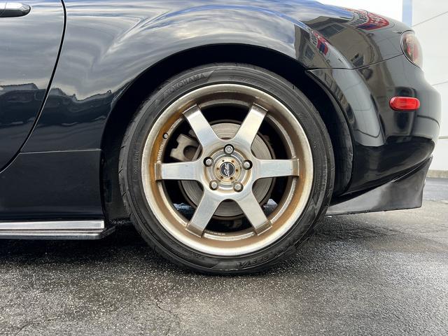 ロードスター 限定車３ｒｄジェネレーションリミテッド☆国内５００台限定☆　☆国内５００台限定車☆６速ＭＴ☆オープン☆キセノンライト☆フォグライト☆ステアリモコン☆ＥＴＣ☆本革シート☆ＴＥＩＮ車高調☆ＡｕｔｏＥｘｅマフラー☆ＪｅｔＳｔｒｅａｍフルエアロ☆ＳＡＬＩＴＡ１７ＡＷ☆（76枚目）