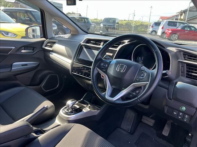 フィットハイブリッド ハイブリッドＬホンダセンシング☆走行４．０万☆試乗ＯＫ☆　☆ナビ☆Ｂｌｕｅｔｏｏｔｈ☆バックカメラ☆ホンダセンシング☆アダプティブクルーズ☆ＬＥＤヘッドライト☆ワイパーデアイサー☆ビルトインＥＴＣ☆プッシュスタート☆前後ドラレコ☆走行４．０万ｋｍ☆試乗ＯＫ☆（14枚目）