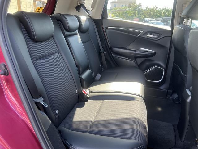 フィットハイブリッド ハイブリッドＬホンダセンシング☆走行４．０万☆試乗ＯＫ☆　☆ナビ☆Ｂｌｕｅｔｏｏｔｈ☆バックカメラ☆ホンダセンシング☆アダプティブクルーズ☆ＬＥＤヘッドライト☆ワイパーデアイサー☆ビルトインＥＴＣ☆プッシュスタート☆前後ドラレコ☆走行４．０万ｋｍ☆試乗ＯＫ☆（35枚目）