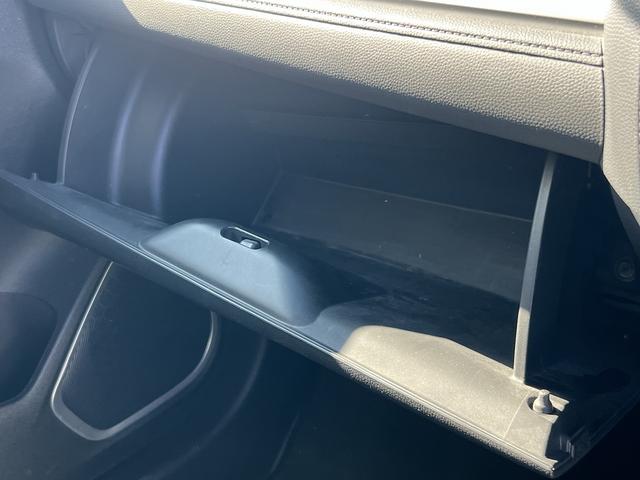 フィットハイブリッド ハイブリッドＬホンダセンシング☆走行４．０万☆試乗ＯＫ☆　☆ナビ☆Ｂｌｕｅｔｏｏｔｈ☆バックカメラ☆ホンダセンシング☆アダプティブクルーズ☆ＬＥＤヘッドライト☆ワイパーデアイサー☆ビルトインＥＴＣ☆プッシュスタート☆前後ドラレコ☆走行４．０万ｋｍ☆試乗ＯＫ☆（52枚目）