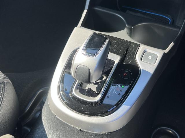 フィットハイブリッド ハイブリッドＬホンダセンシング☆走行４．０万☆試乗ＯＫ☆　☆ナビ☆Ｂｌｕｅｔｏｏｔｈ☆バックカメラ☆ホンダセンシング☆アダプティブクルーズ☆ＬＥＤヘッドライト☆ワイパーデアイサー☆ビルトインＥＴＣ☆プッシュスタート☆前後ドラレコ☆走行４．０万ｋｍ☆試乗ＯＫ☆（57枚目）