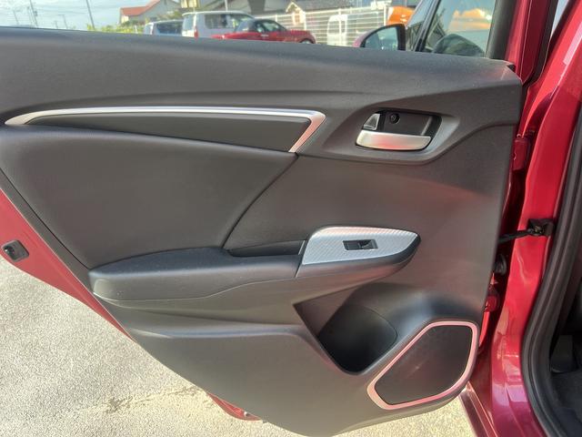 フィットハイブリッド ハイブリッドＬホンダセンシング☆走行４．０万☆試乗ＯＫ☆　☆ナビ☆Ｂｌｕｅｔｏｏｔｈ☆バックカメラ☆ホンダセンシング☆アダプティブクルーズ☆ＬＥＤヘッドライト☆ワイパーデアイサー☆ビルトインＥＴＣ☆プッシュスタート☆前後ドラレコ☆走行４．０万ｋｍ☆試乗ＯＫ☆（63枚目）