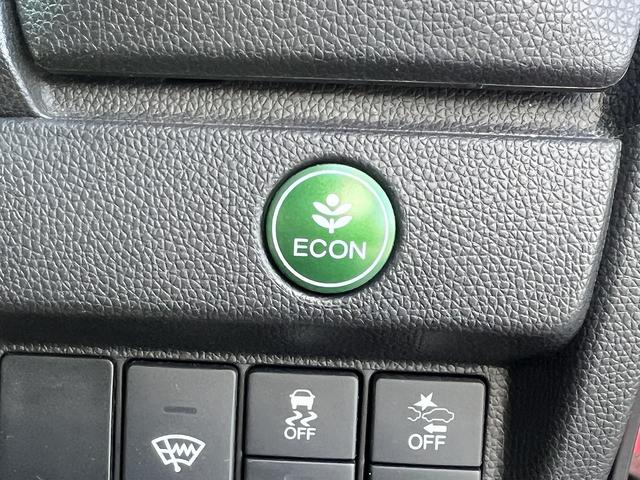 フィットハイブリッド ハイブリッドＬホンダセンシング☆走行４．０万☆試乗ＯＫ☆　☆ナビ☆Ｂｌｕｅｔｏｏｔｈ☆バックカメラ☆ホンダセンシング☆アダプティブクルーズ☆ＬＥＤヘッドライト☆ワイパーデアイサー☆ビルトインＥＴＣ☆プッシュスタート☆前後ドラレコ☆走行４．０万ｋｍ☆試乗ＯＫ☆（70枚目）