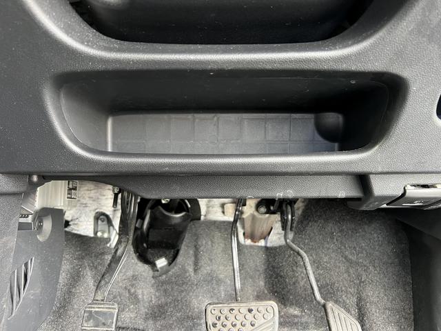 ピクシスジョイ C G SA3☆4WD☆ナビ☆走行4.0万☆試乗できます☆ ☆4WD☆ナビ☆Bluetooth☆スマートアシスト3☆LEDヘッドライト&フォグ☆オートハイビーム☆ダウンヒルアシストコントロール☆エンジンスターター☆ドライブレコーダー☆走行4.0万☆試乗OK☆(45枚目)