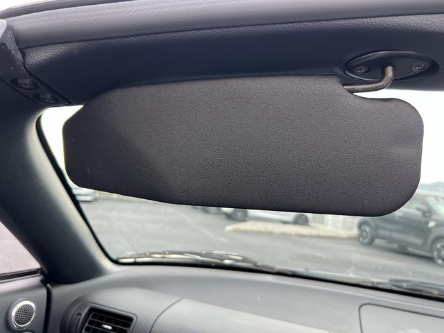 MR-S Sエディション☆6速MT☆TEIN車高調☆走行4.1万km☆ ☆フロア6速MT☆黒ソフトトップ☆ETC☆フォグランプ☆純正フルエアロ☆RAZAシフトノブ☆NARDIステアリング☆TEIN車高調☆TRDフロントタワーバー☆WedsSport15/16インチAW☆(43枚目)