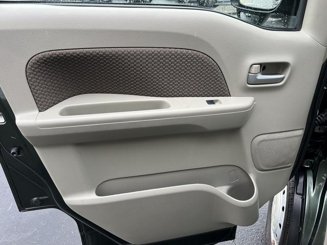 エブリイワゴン 車いす移動用分割式リアシート付☆４ＷＤ☆走行３．７万ｋｍ☆　☆４ＷＤ☆ターボ☆車いす移動車☆分割式リヤシート☆デュアルカメラブレーキサポート☆車線逸脱警報☆運転席シートヒーター☆オートエアコン☆スマートキー☆プッシュスタート☆走行３．７万ｋｍ☆試乗できます☆（24枚目）