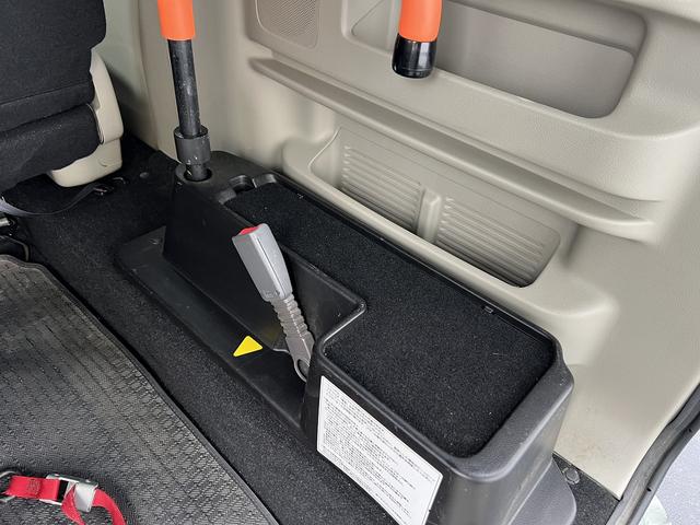 エブリイワゴン 車いす移動用分割式リアシート付☆４ＷＤ☆走行３．７万ｋｍ☆　☆４ＷＤ☆ターボ☆車いす移動車☆分割式リヤシート☆デュアルカメラブレーキサポート☆車線逸脱警報☆運転席シートヒーター☆オートエアコン☆スマートキー☆プッシュスタート☆走行３．７万ｋｍ☆試乗できます☆（37枚目）